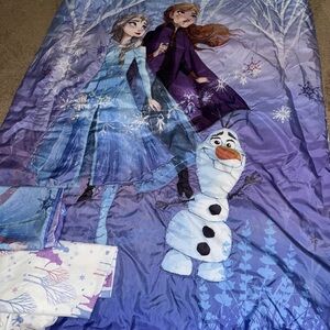 Frozen Themed Purple and Blue Bedding Set